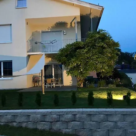 Sonnige Und Ruhige In - Stadtrand إنسبروك