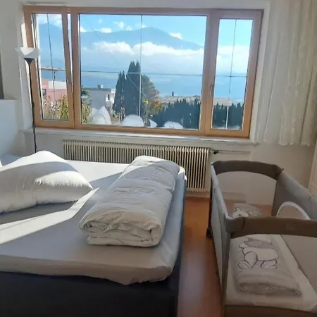 Sonnige Und Ruhige In - Stadtrand Διαμέρισμα *