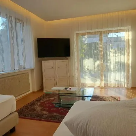 Sonnige Und Ruhige In - Stadtrand * אינסברוק