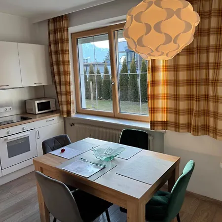Sonnige Und Ruhige In - Stadtrand Apartamento