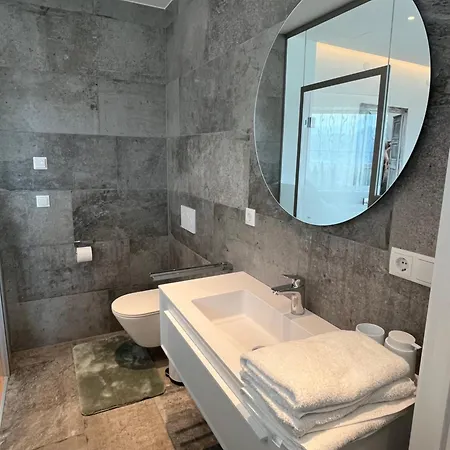 Sonnige Und Ruhige In - Stadtrand *